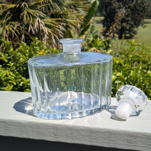 Vintage Clear Glass Decanter with Stopper - Elegant Ribbed Design - 6.25\